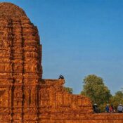 Sirpur Chhattisgarh का प्राचीन लक्ष्मण मंदिर और ऐतिहासिक धरोहर का दृश्य