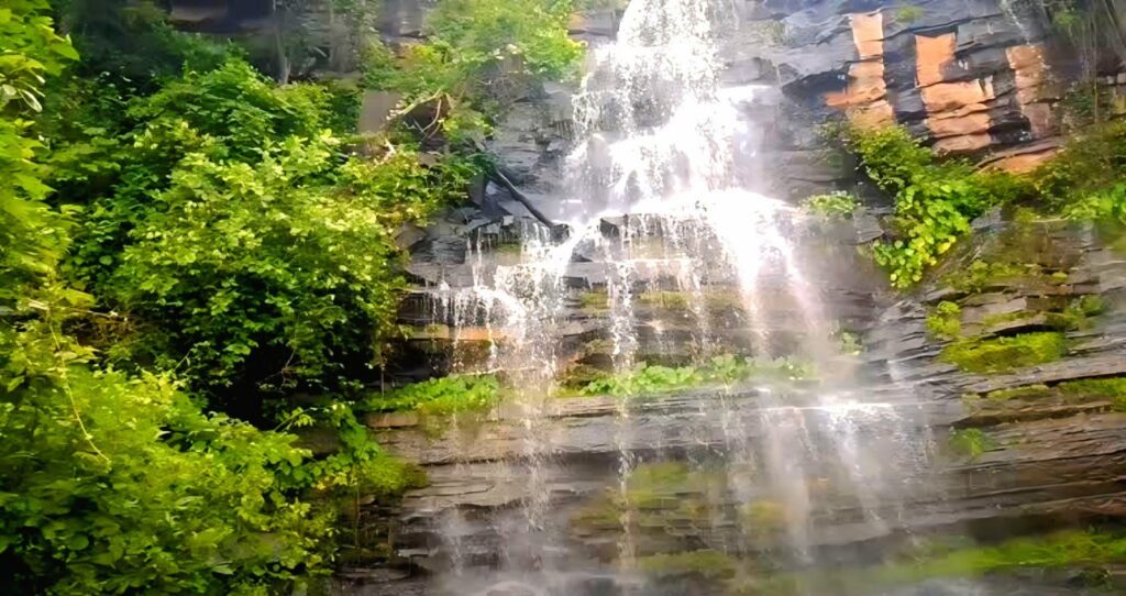चिंगरा पगार जलप्रपात गरियाबंद रायपुर छत्तीसगढ़ : chingra pagar waterfall gariyband raipur chhattisgarh